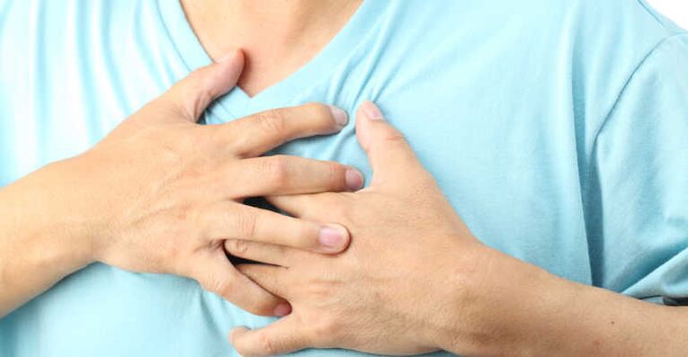 Eine thorakale Osteochondrose äußert sich häufig durch Schmerzen im Herzbereich. 